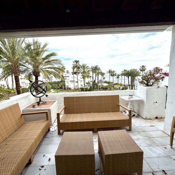 Amazing-penthouse-with-sea-views-for-sale-in-alcazaba-beach-estepona (15)