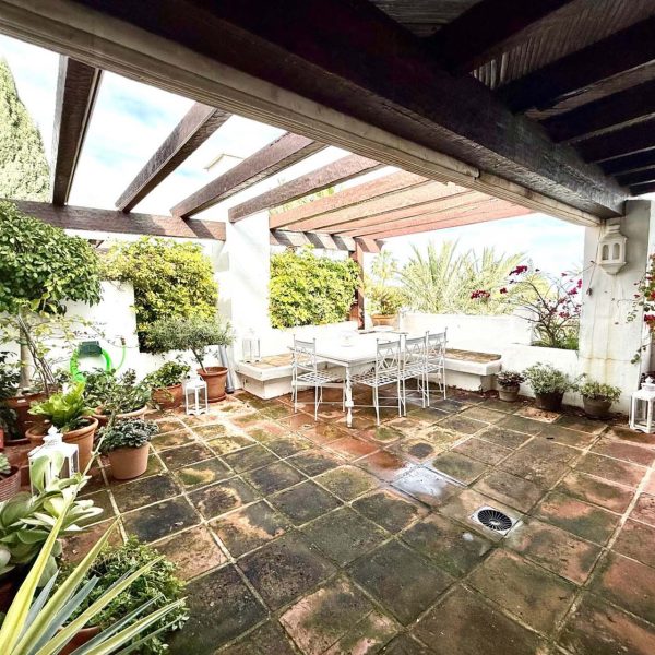 Amazing-penthouse-with-sea-views-for-sale-in-alcazaba-beach-estepona (18)