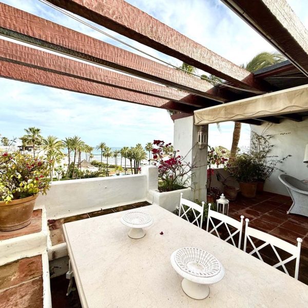 Amazing-penthouse-with-sea-views-for-sale-in-alcazaba-beach-estepona (31)