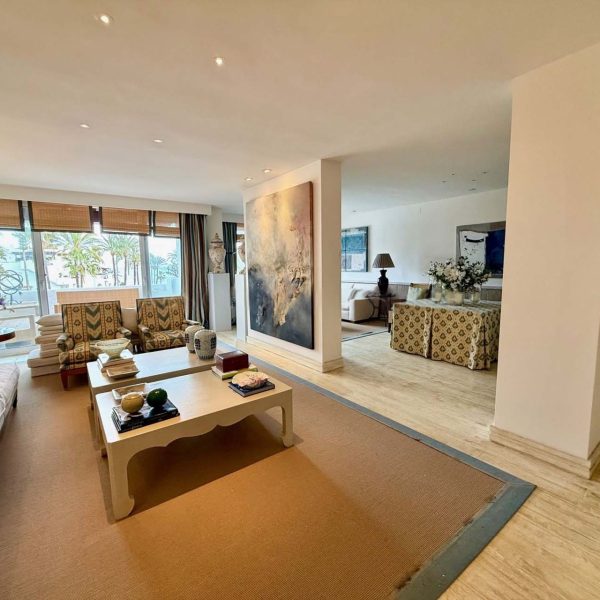 Amazing-penthouse-with-sea-views-for-sale-in-alcazaba-beach-estepona (39)